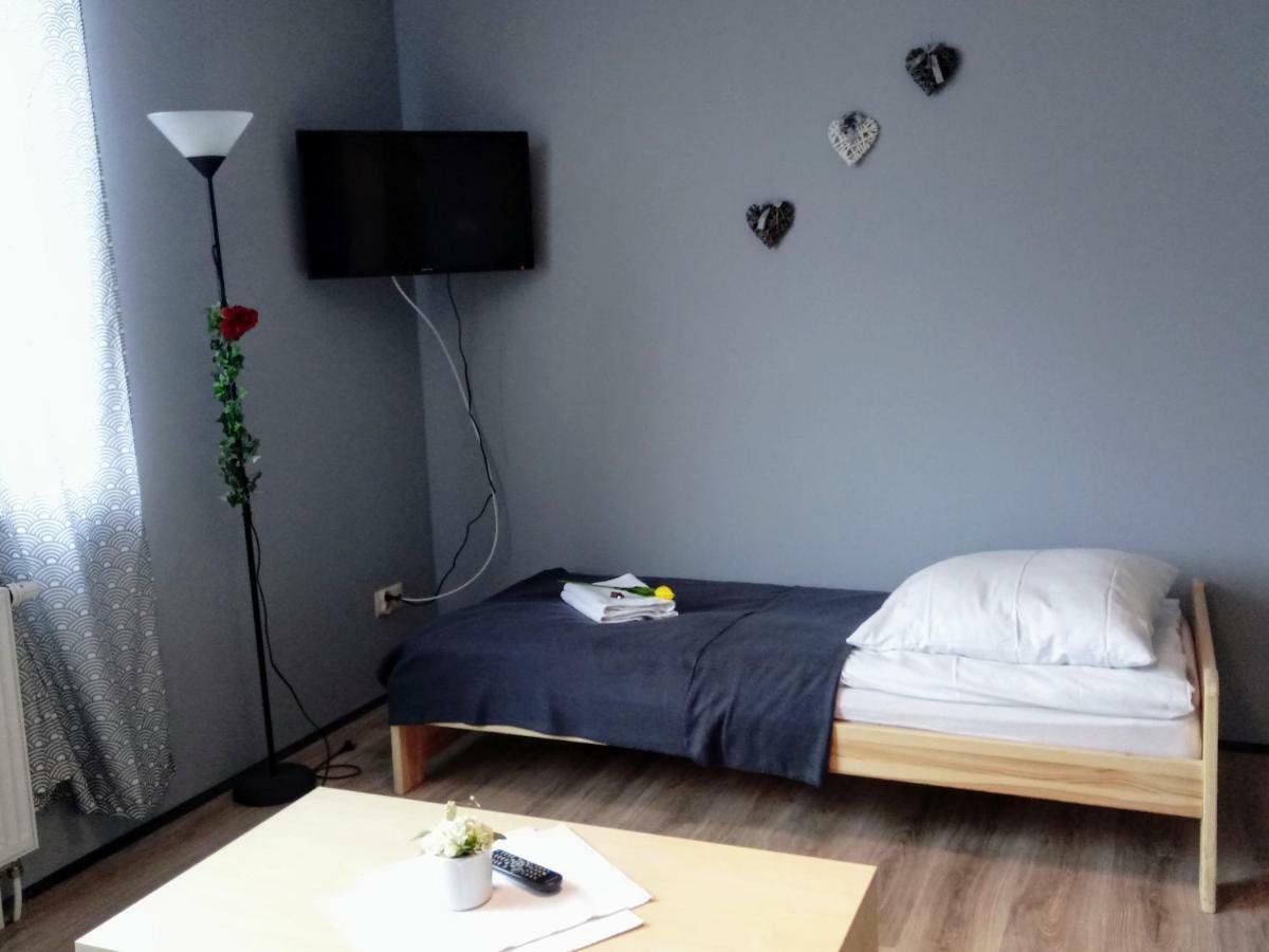 Noclegi Na Heweliusza Sanok Exterior foto